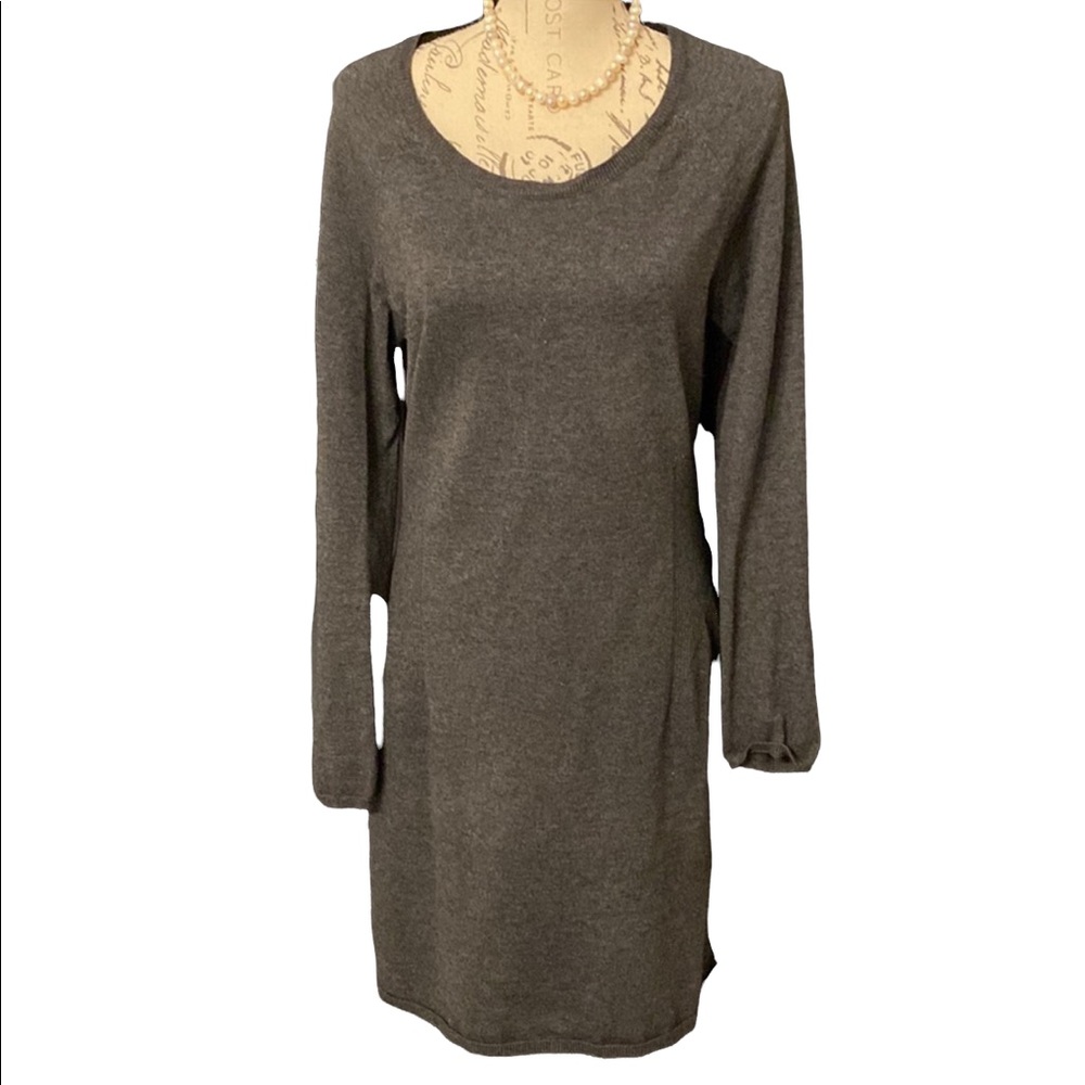 Yoana Baraschi Medium Dress. Stretchable and warm. Very Com